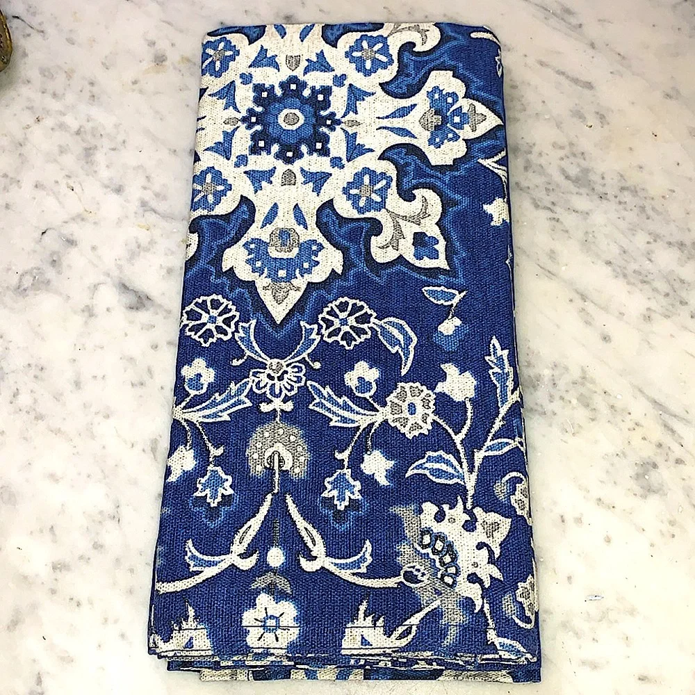 RALPH LAUREN CHAMBERS MEDALLION INFIGO SET OF 4 NAPKINS NWT COTTON 20 BY 20